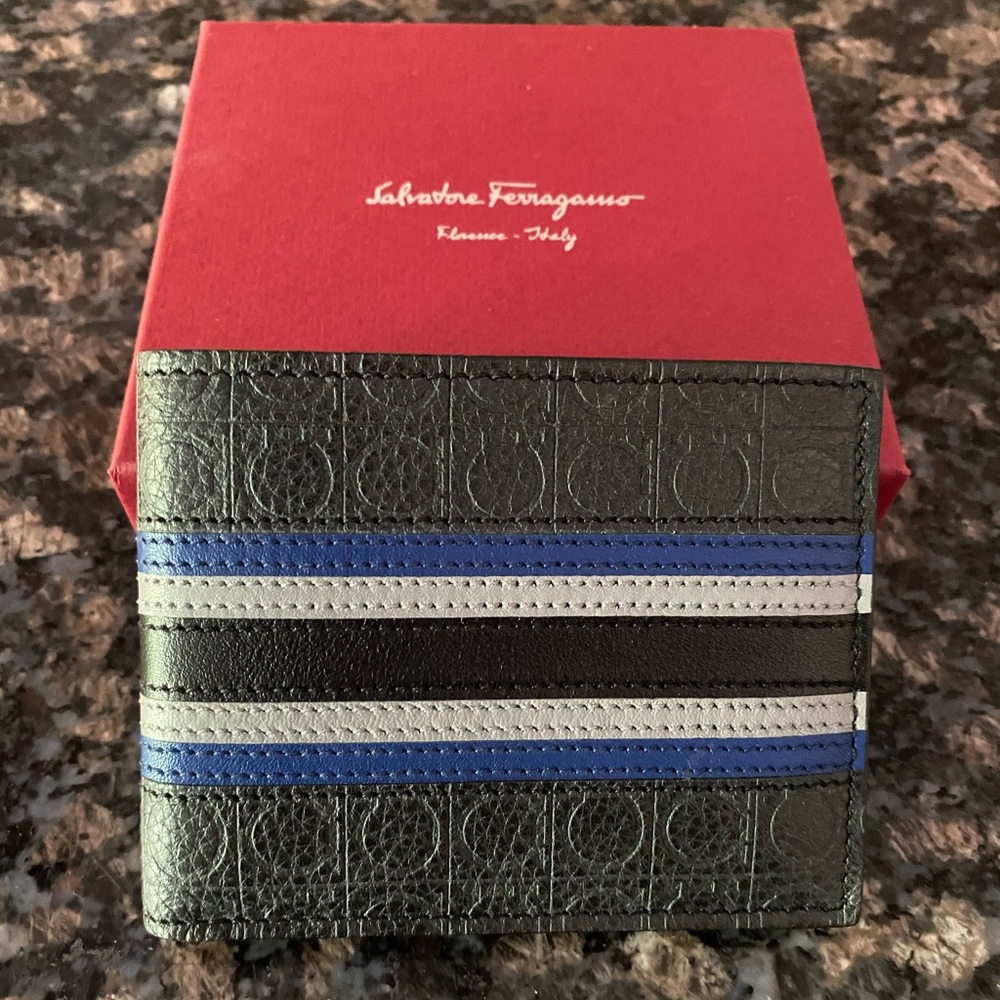 NWT Salvatore Ferragamo Deep Black Leather Men’s Wallet